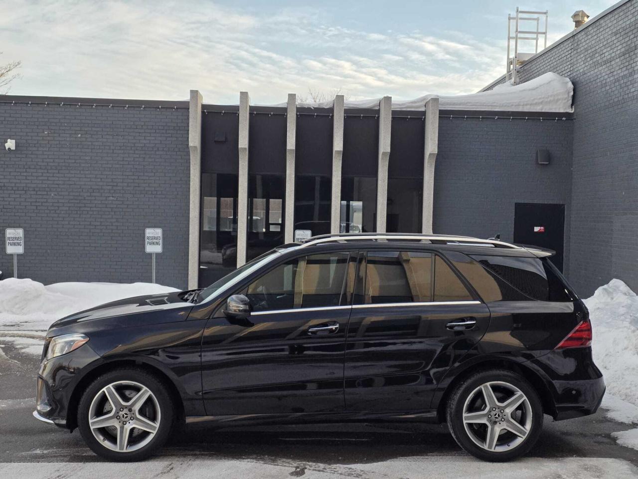 2018 Mercedes-Benz GLE GLE 400 4MATIC SUV Photo