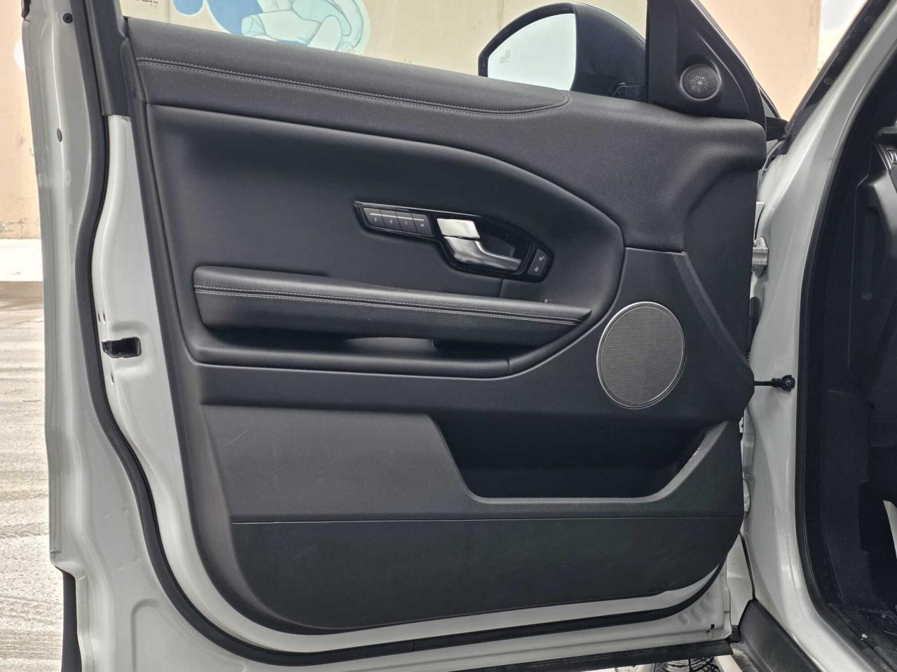 2018 Land Rover Range Rover Evoque 5 Door Landmark Special Edition Photo