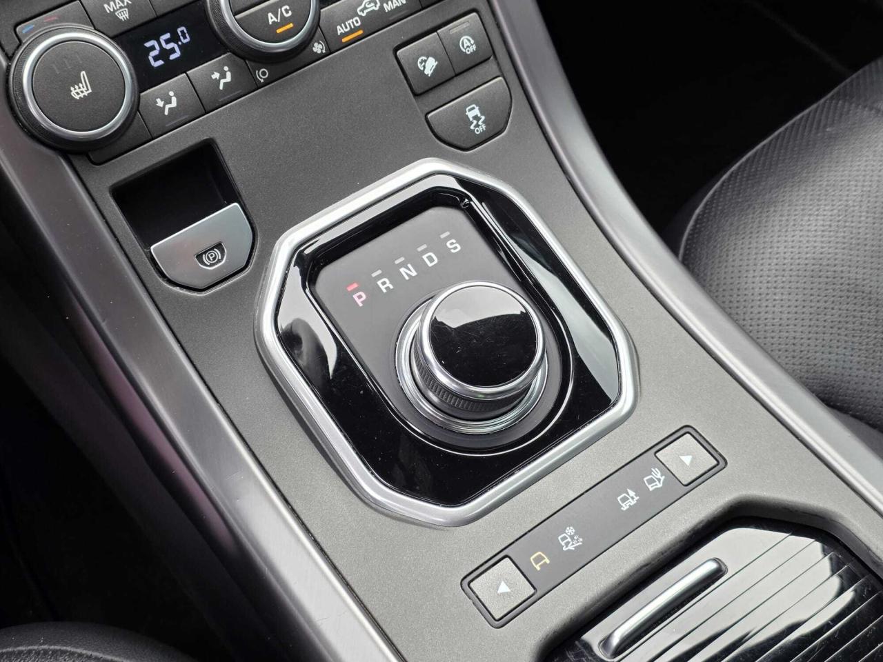 2018 Land Rover Range Rover Evoque 5 Door Landmark Special Edition Photo