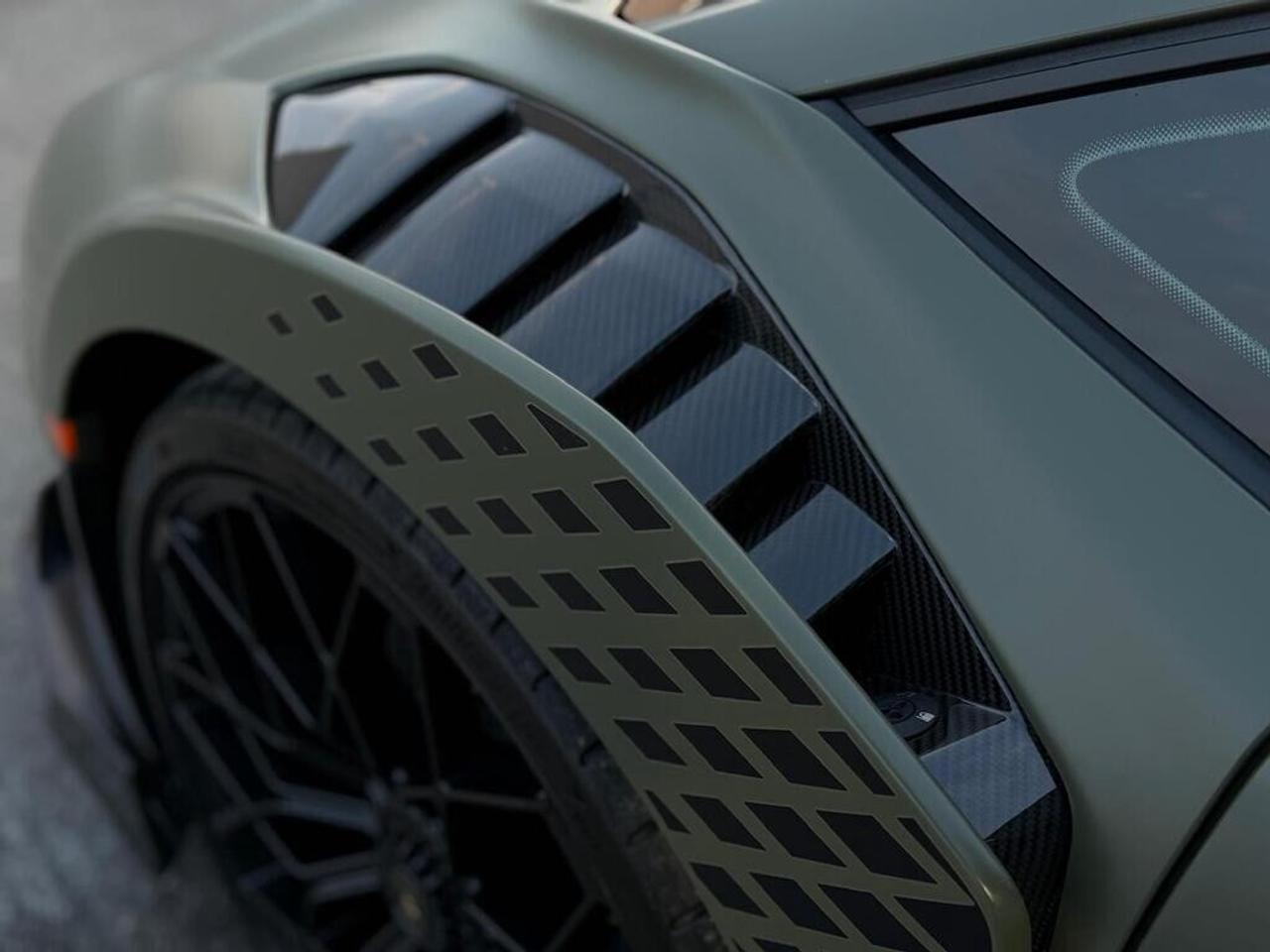 2023 Lamborghini Huracan STO Photo