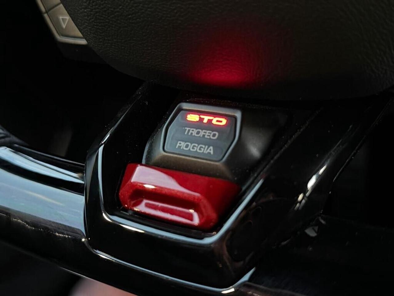 2023 Lamborghini Huracan STO Photo