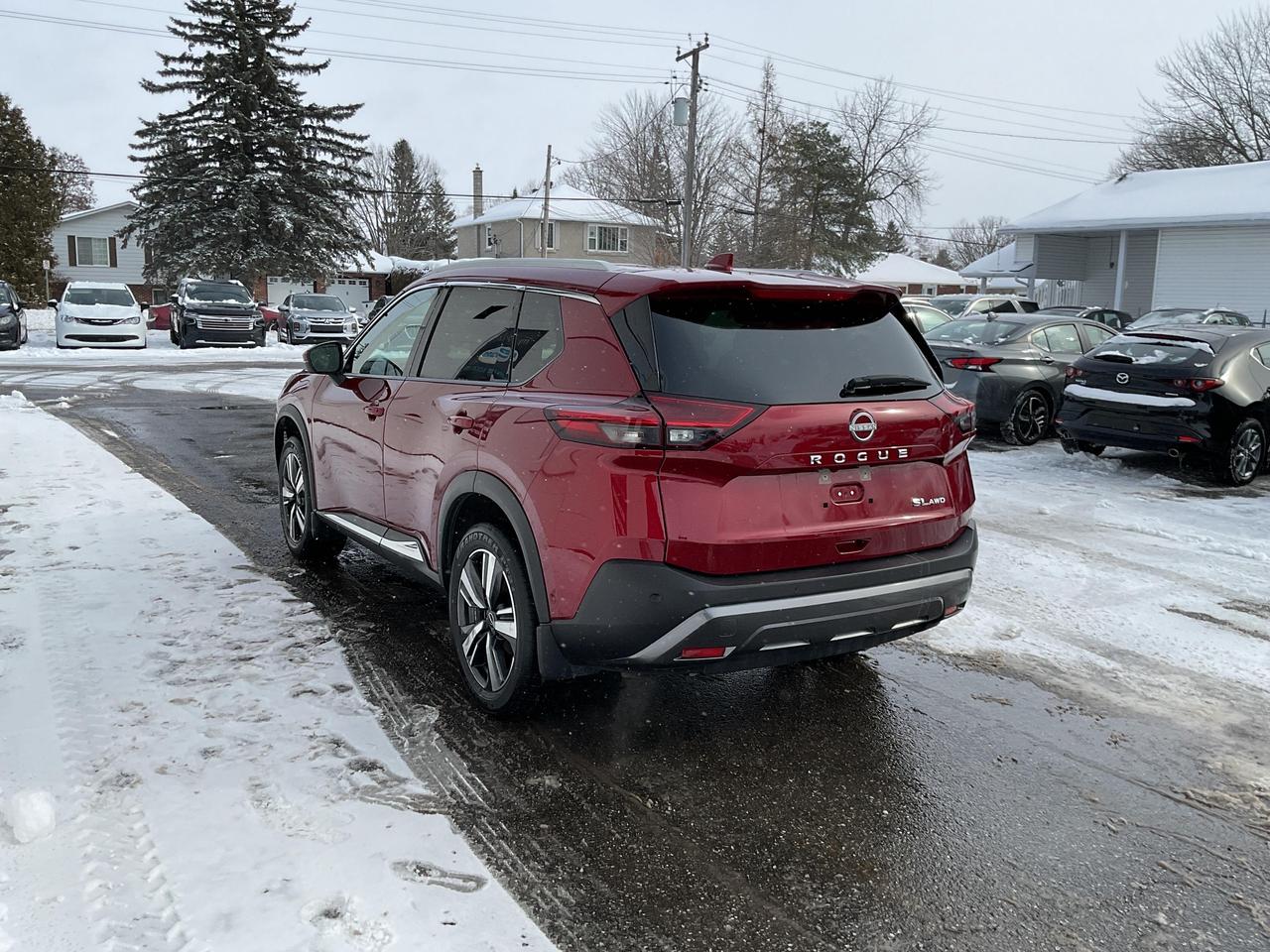 2023 Nissan Rogue SL 4dr All-Wheel Drive Sport Utility Photo4