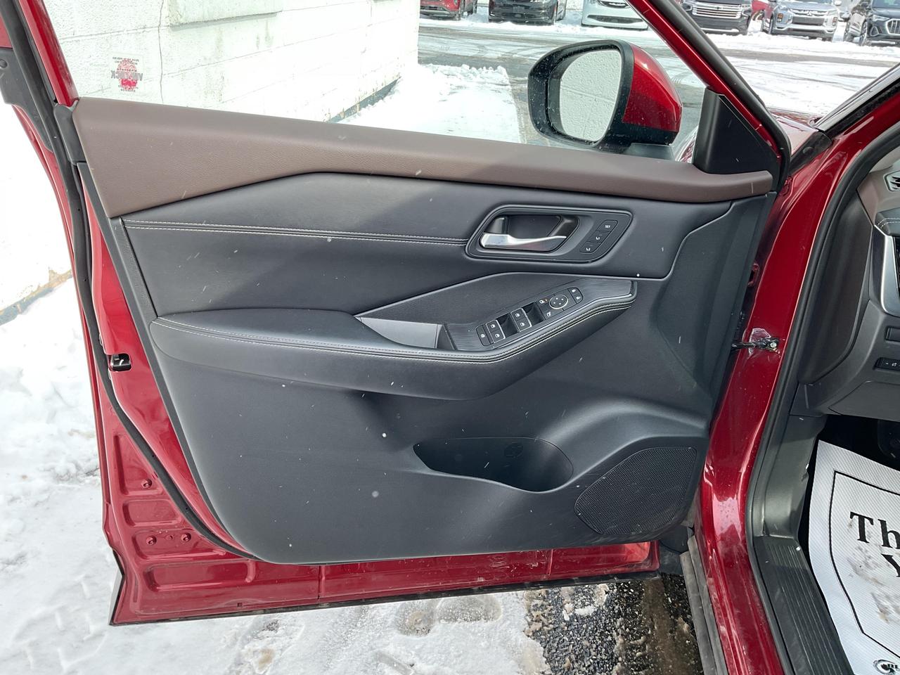 2023 Nissan Rogue SL 4dr All-Wheel Drive Sport Utility Photo