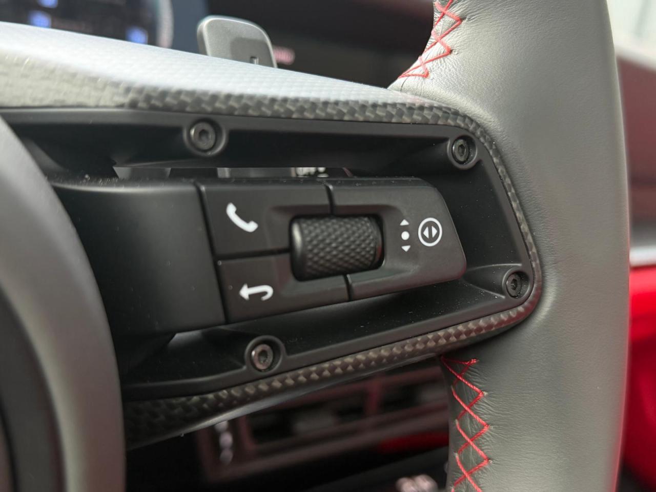 2024 Porsche 911 Turbo S Photo