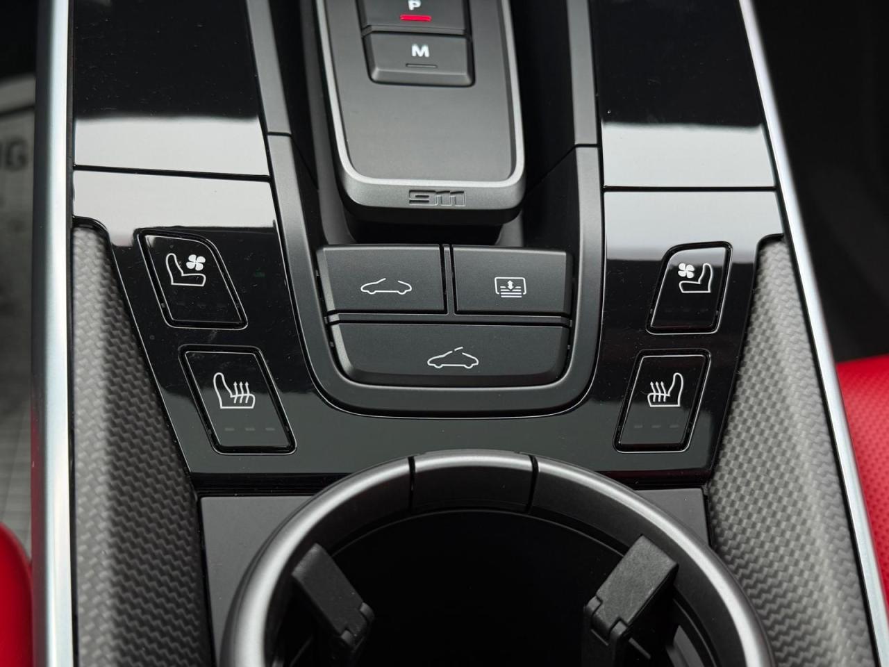 2024 Porsche 911 Turbo S Photo