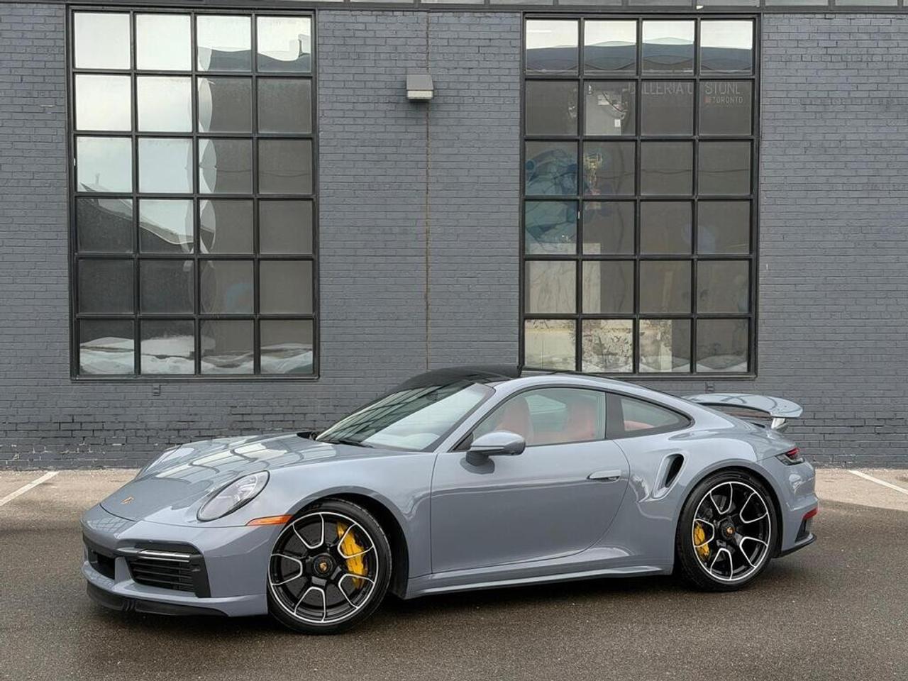 2024 Porsche 911 Turbo S Photo0