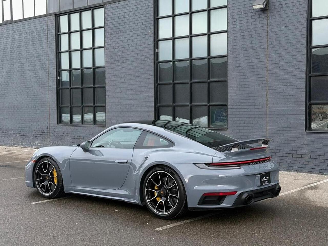 2024 Porsche 911 Turbo S Photo3