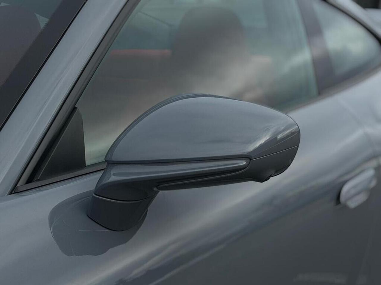 2024 Porsche 911 Turbo S Photo