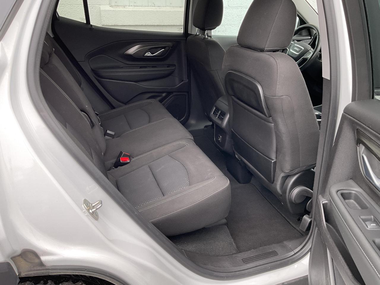 2024 GMC Terrain SLE 4dr All-Wheel Drive Photo