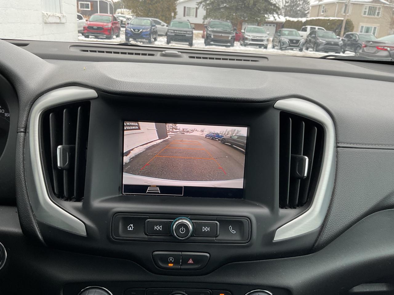 2024 GMC Terrain SLE 4dr All-Wheel Drive Photo