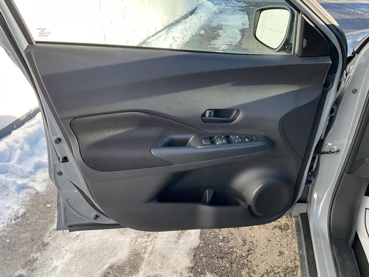 2025 Nissan Kicks Play S 4dr Front-Wheel Drive Photo