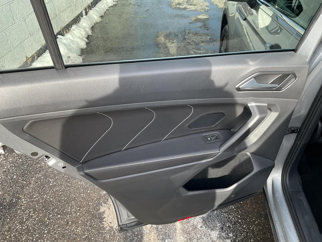 2024 Volkswagen Tiguan Comfortline 4dr All-wheel Drive 4MOTION Photo