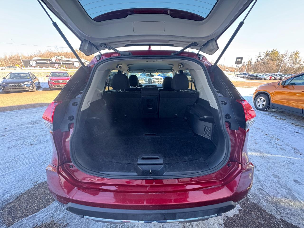 2020 Nissan Rogue S (CVT) 4dr All-Wheel Drive Photo4