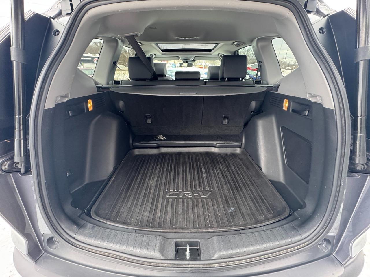 2022 Honda CR-V Touring 4dr All-wheel Drive Photo