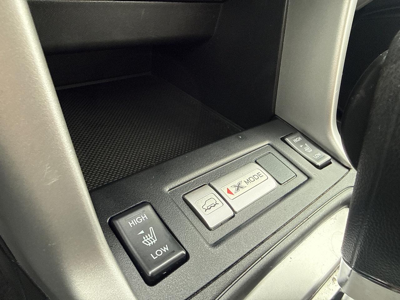 2015 Subaru Forester 2.5i (CVT) 4dr All-Wheel Drive Photo