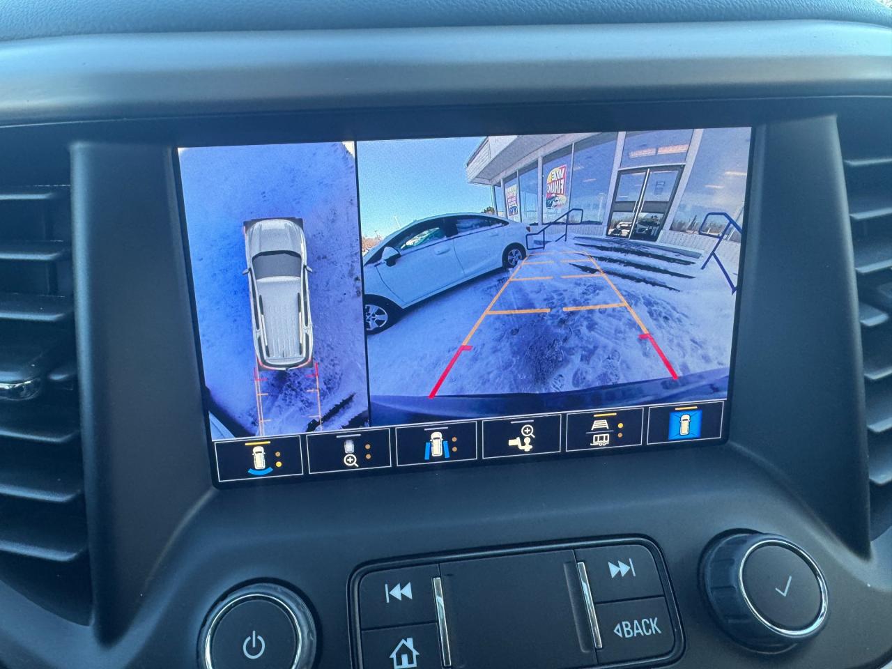 2023 GMC Acadia Denali All-wheel Drive Photo