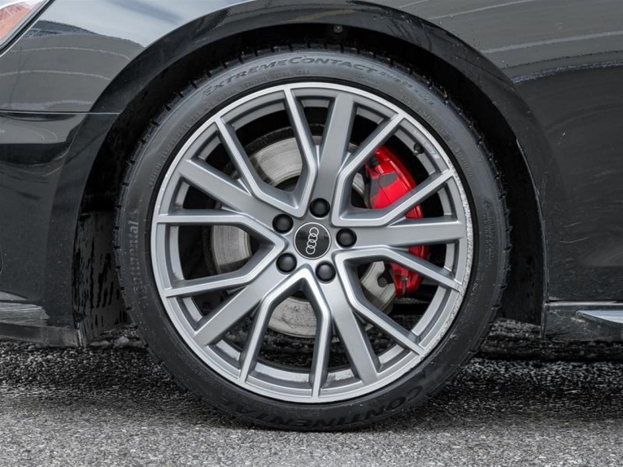 2023 Audi A4 45 Progressiv 4dr All-Wheel Drive quattro Sedan Photo4