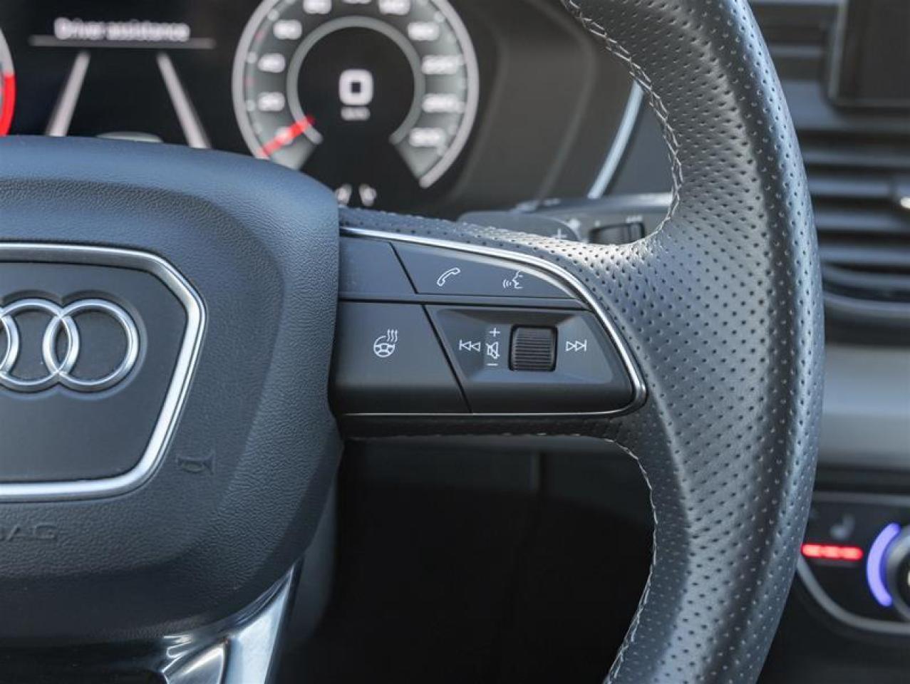 2023 Audi Q5 45 Progressiv 4dr All-Wheel Drive quattro Sportback Photo