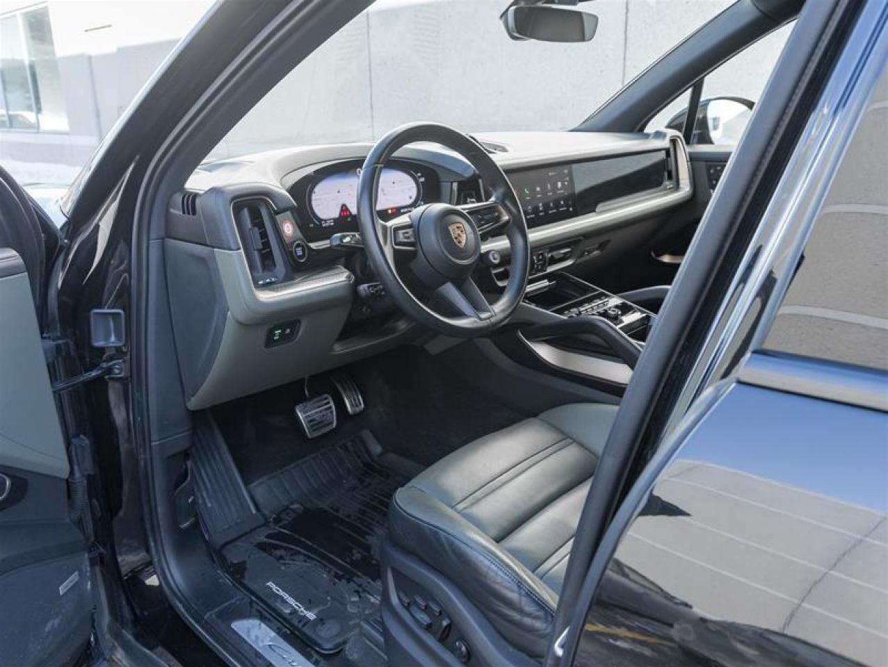 2024 Porsche Cayenne S 4dr All-wheel Drive Photo