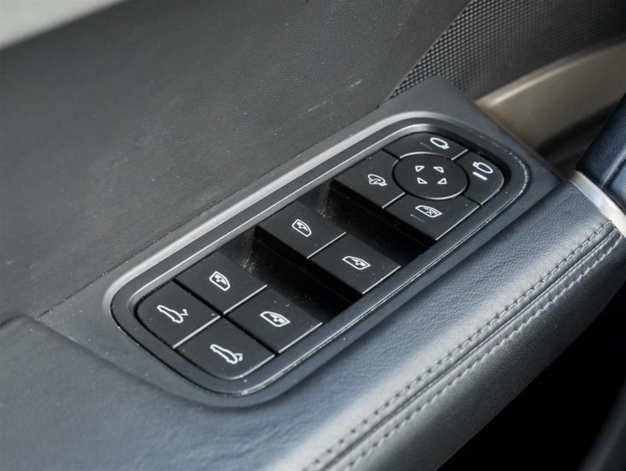 2024 Porsche Cayenne S 4dr All-wheel Drive Photo