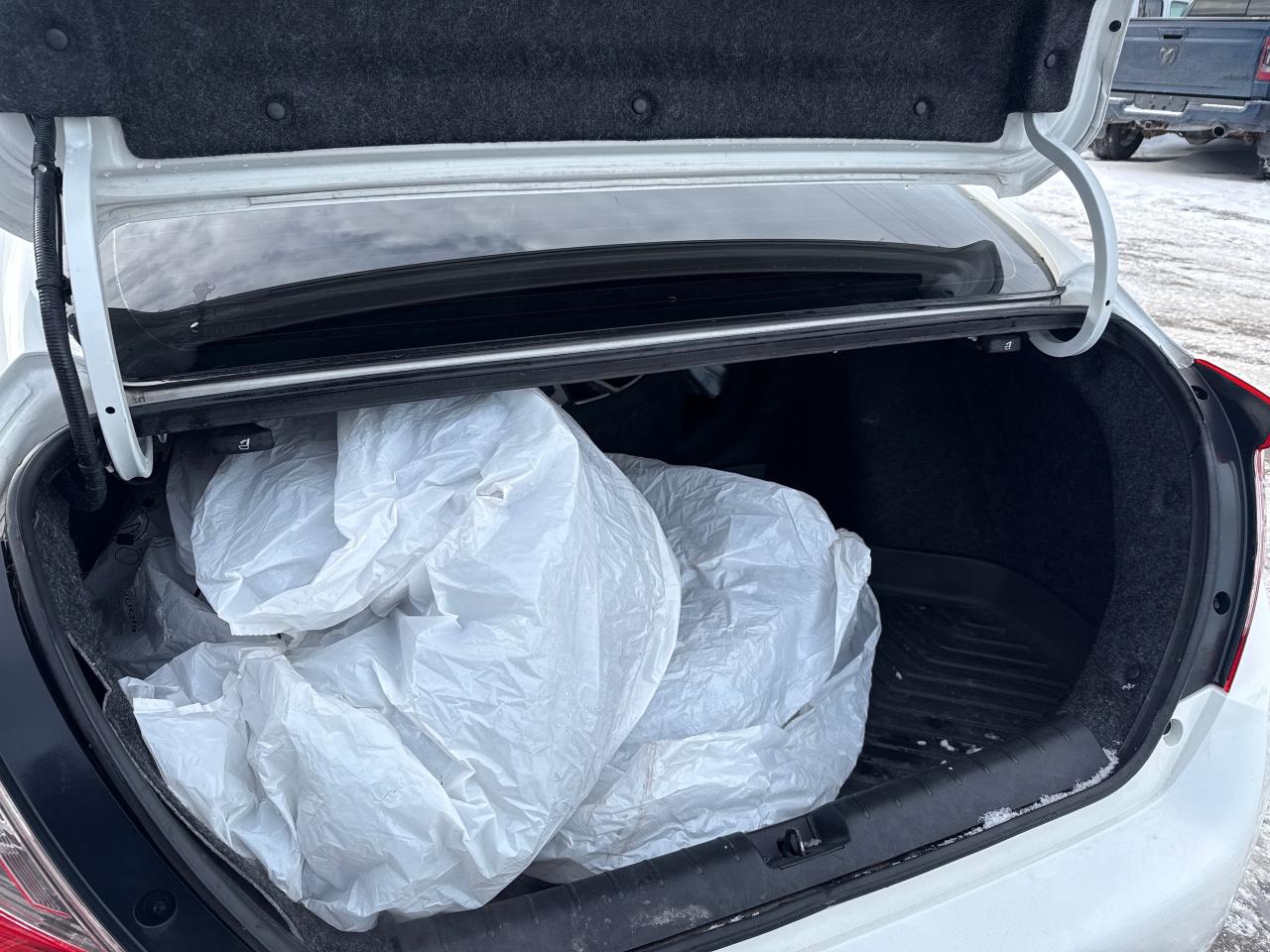 2020 Honda Civic Touring 4dr Sedan Photo