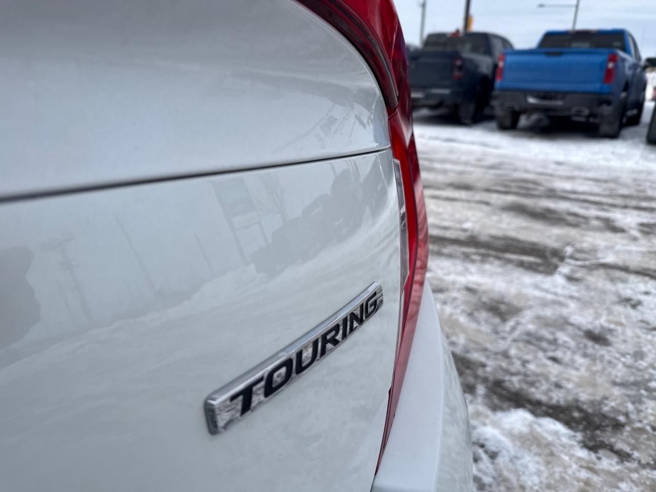 2020 Honda Civic Touring 4dr Sedan Photo