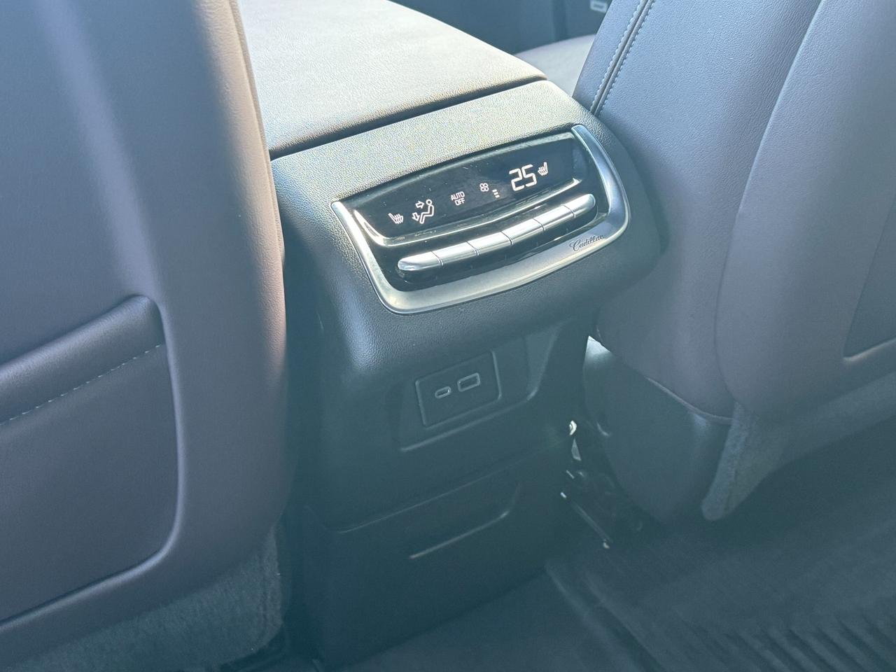 2023 Cadillac XT6 Premium Luxury 4dr All-Wheel Drive Photo
