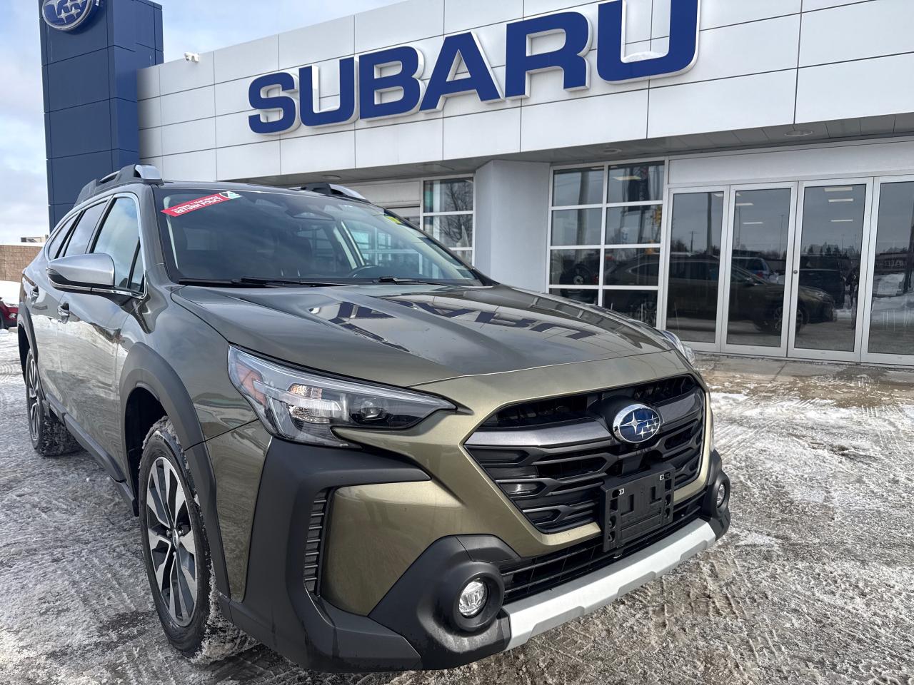 2023 Subaru Outback Premier XT 4dr All-Wheel Drive Photo0