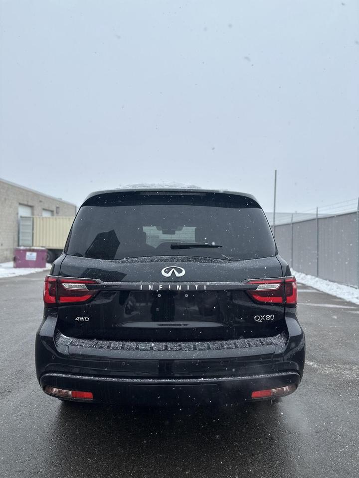 2020 Infiniti QX80 LUXE, 7-SEATS, AWD, NAVI, LEATHER, SUNROOF Photo