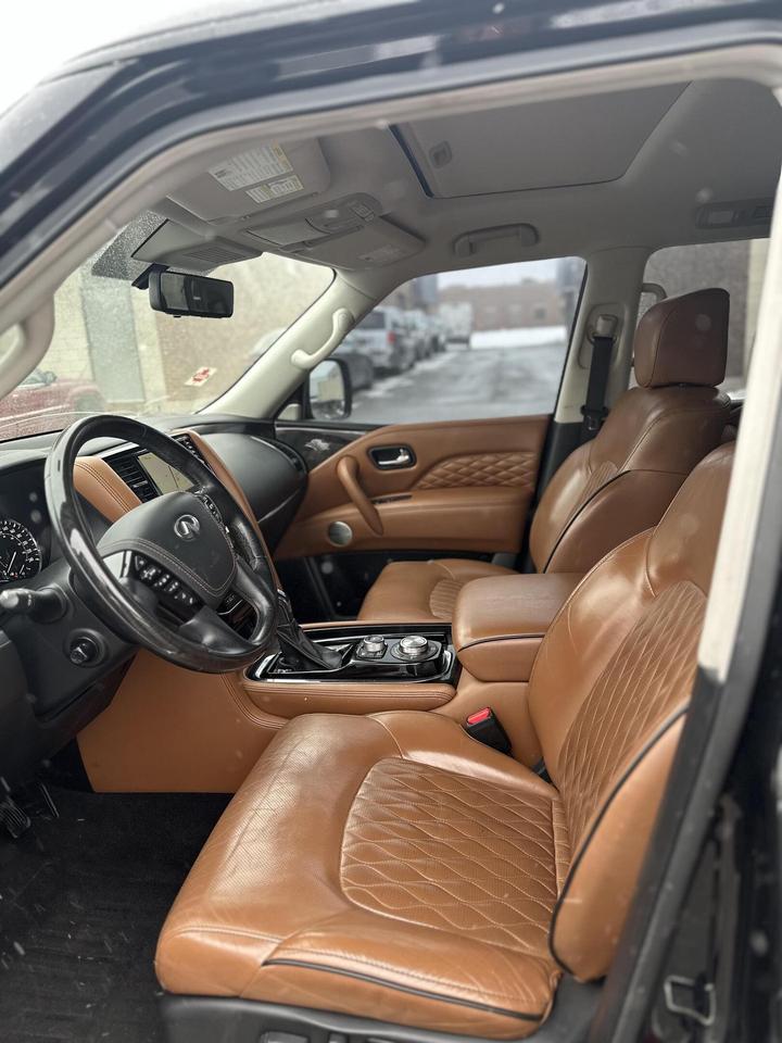 2020 Infiniti QX80 LUXE, 7-SEATS, AWD, NAVI, LEATHER, SUNROOF Photo