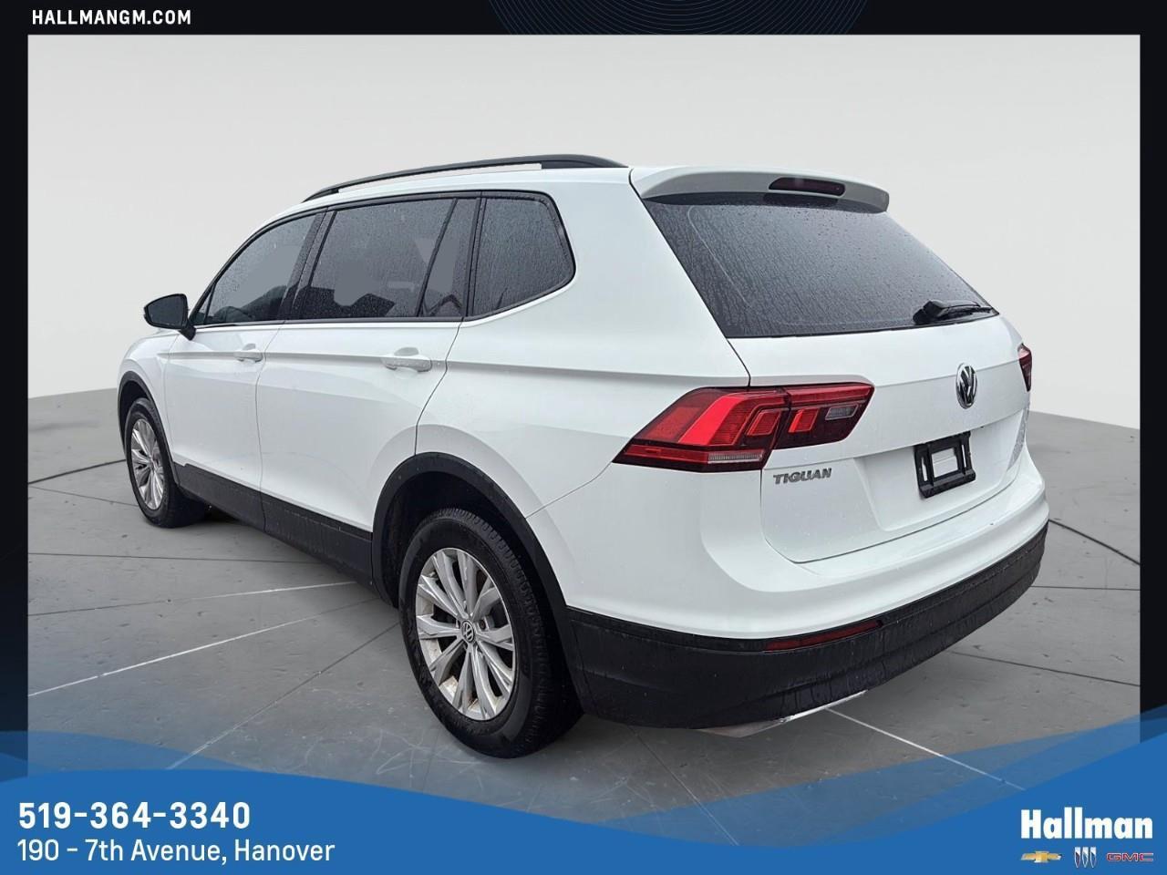 2020 Volkswagen Tiguan Trendline 4dr All-wheel Drive 4MOTION Photo3