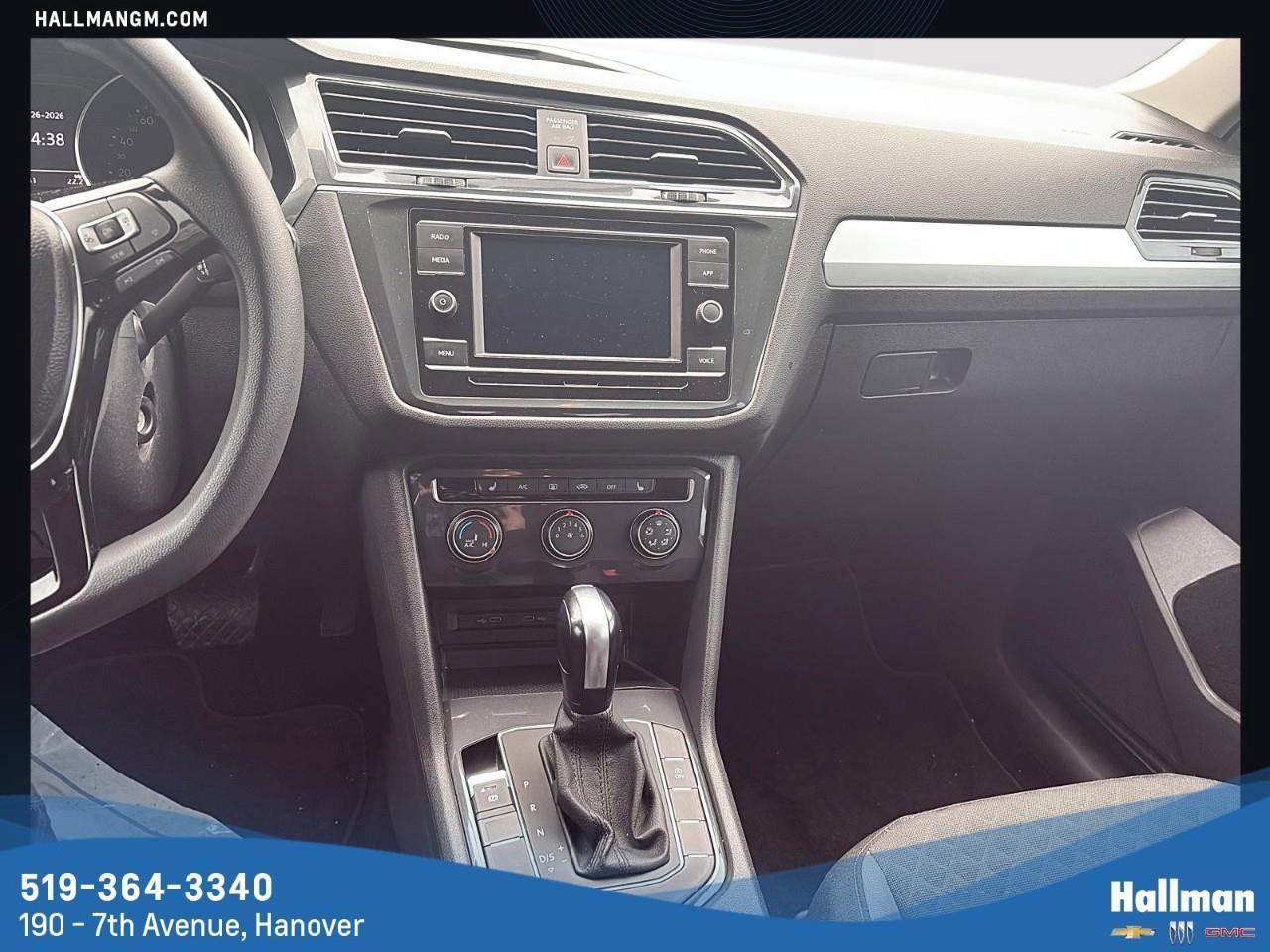 2020 Volkswagen Tiguan Trendline 4dr All-wheel Drive 4MOTION Photo