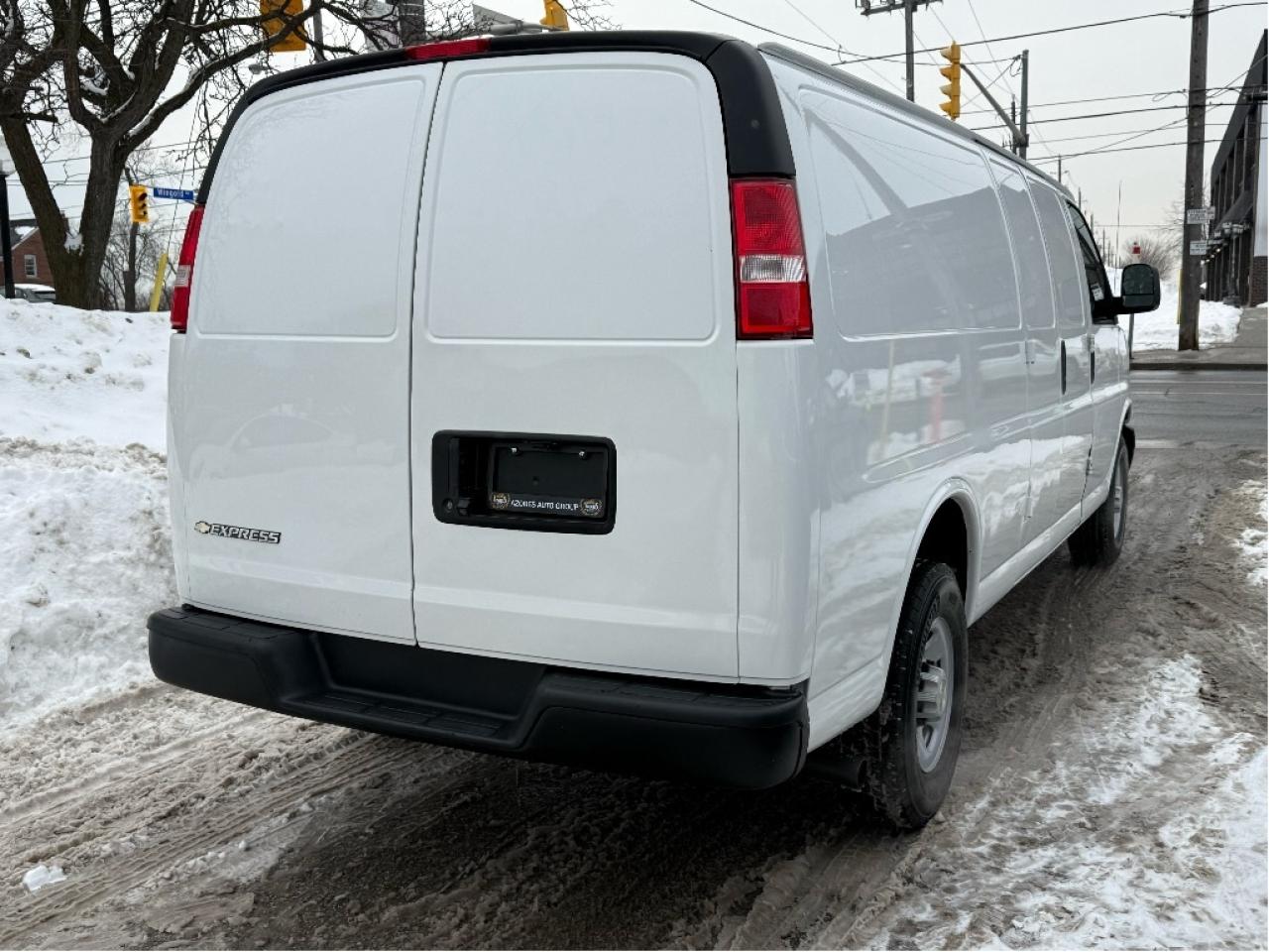 2022 Chevrolet Express 155 Long Wheel Base 2500 Certified B.Cam Warranty Photo