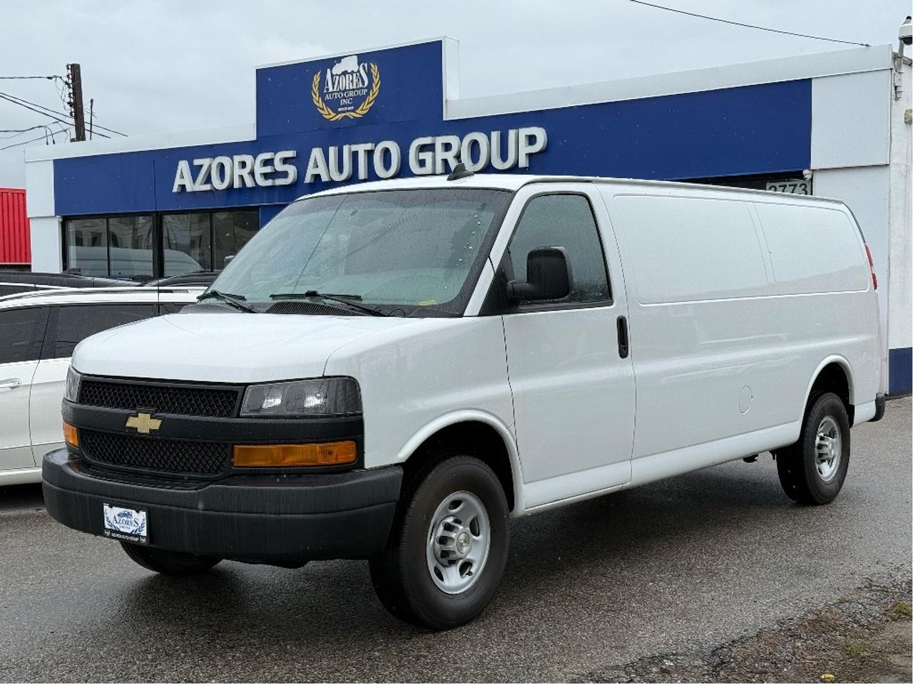 2022 Chevrolet Express 155 Long Wheel Base 2500 Certified B.Cam Warranty Photo0