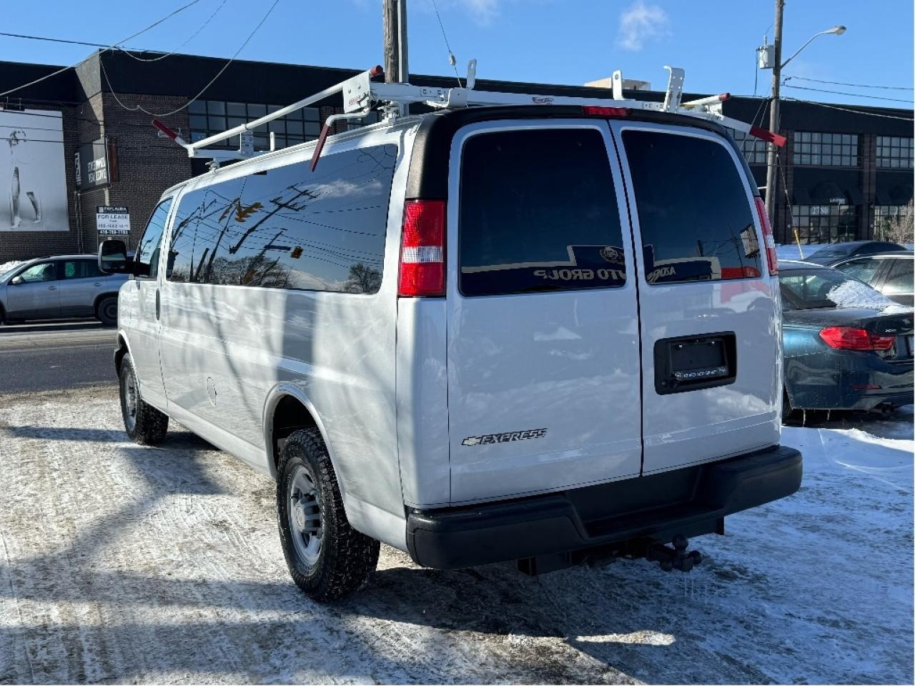 2022 Chevrolet Express Passenger 8 Passenger 3500 155 LongwheelBase CleanCarfax Photo