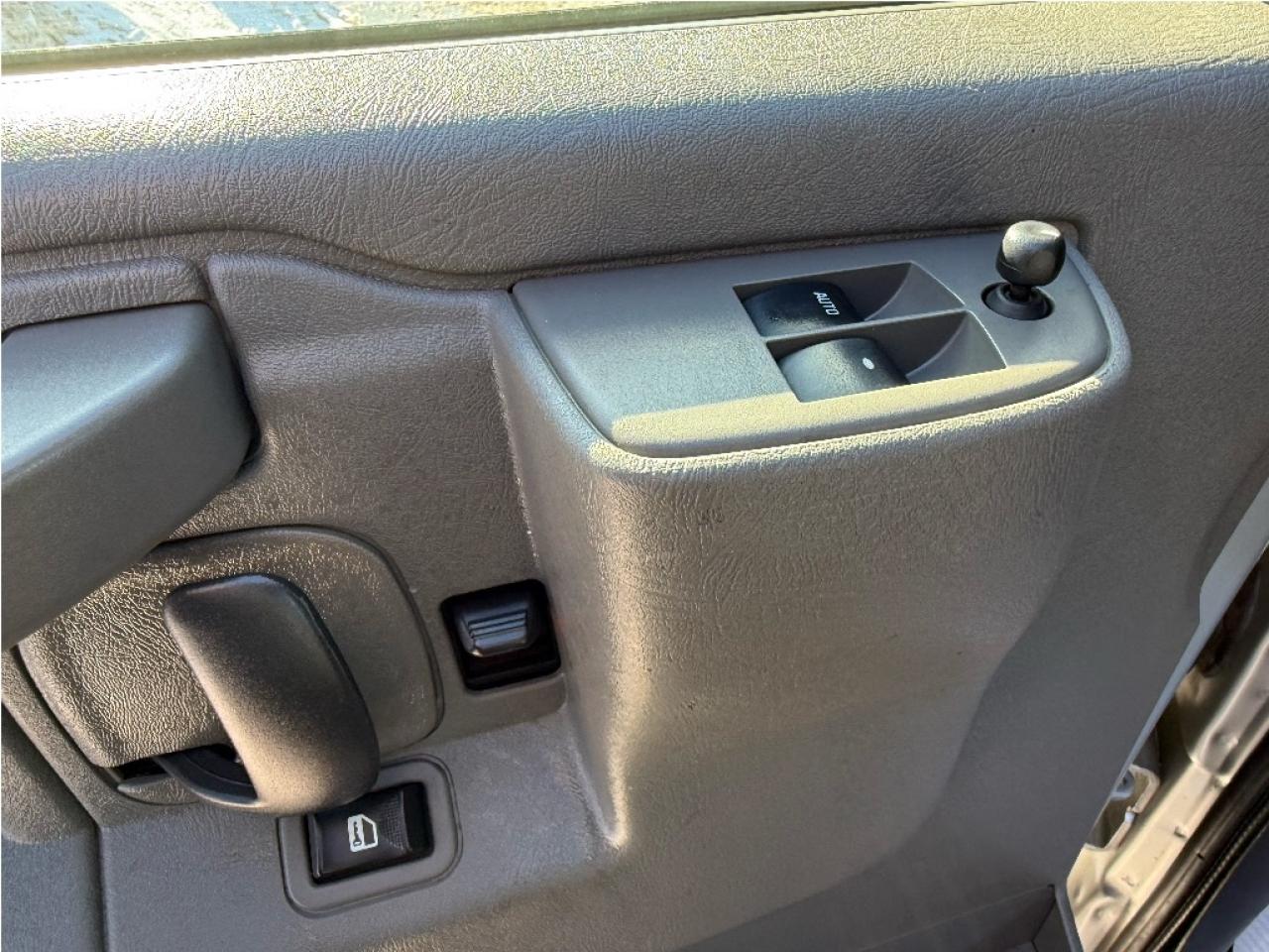 2022 Chevrolet Express Passenger 8 Passenger 3500 155 LongwheelBase CleanCarfax Photo