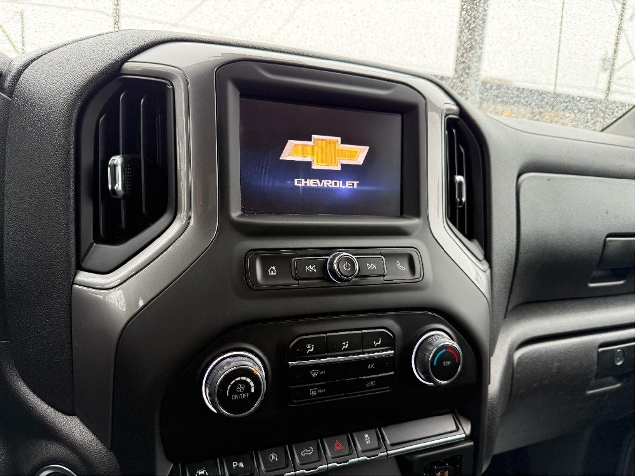 2022 Chevrolet Silverado 1500 4x4 Long Box w/Cover Certified Back Up Camera Photo