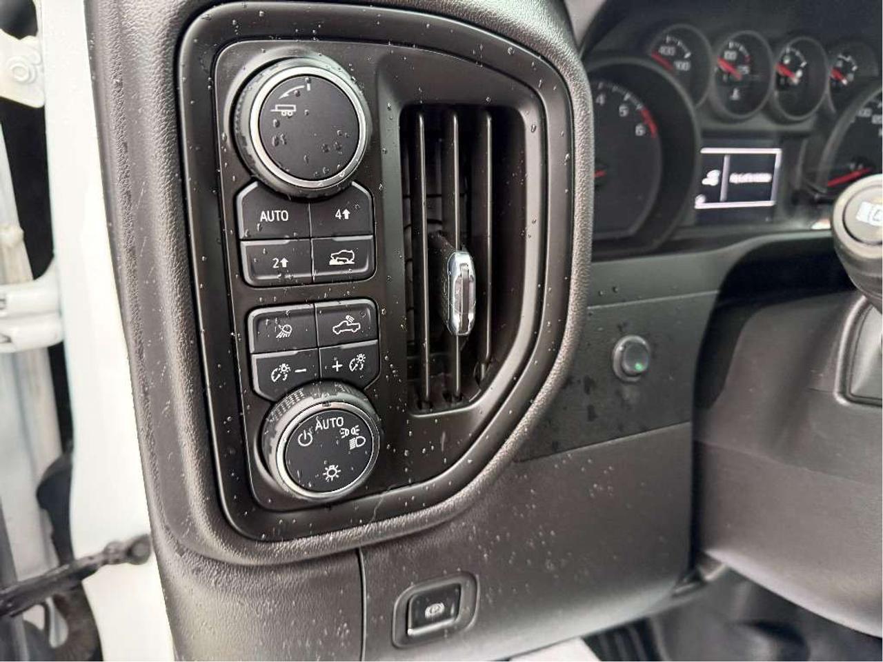 2022 Chevrolet Silverado 1500 4x4 Long Box w/Cover Certified Back Up Camera Photo