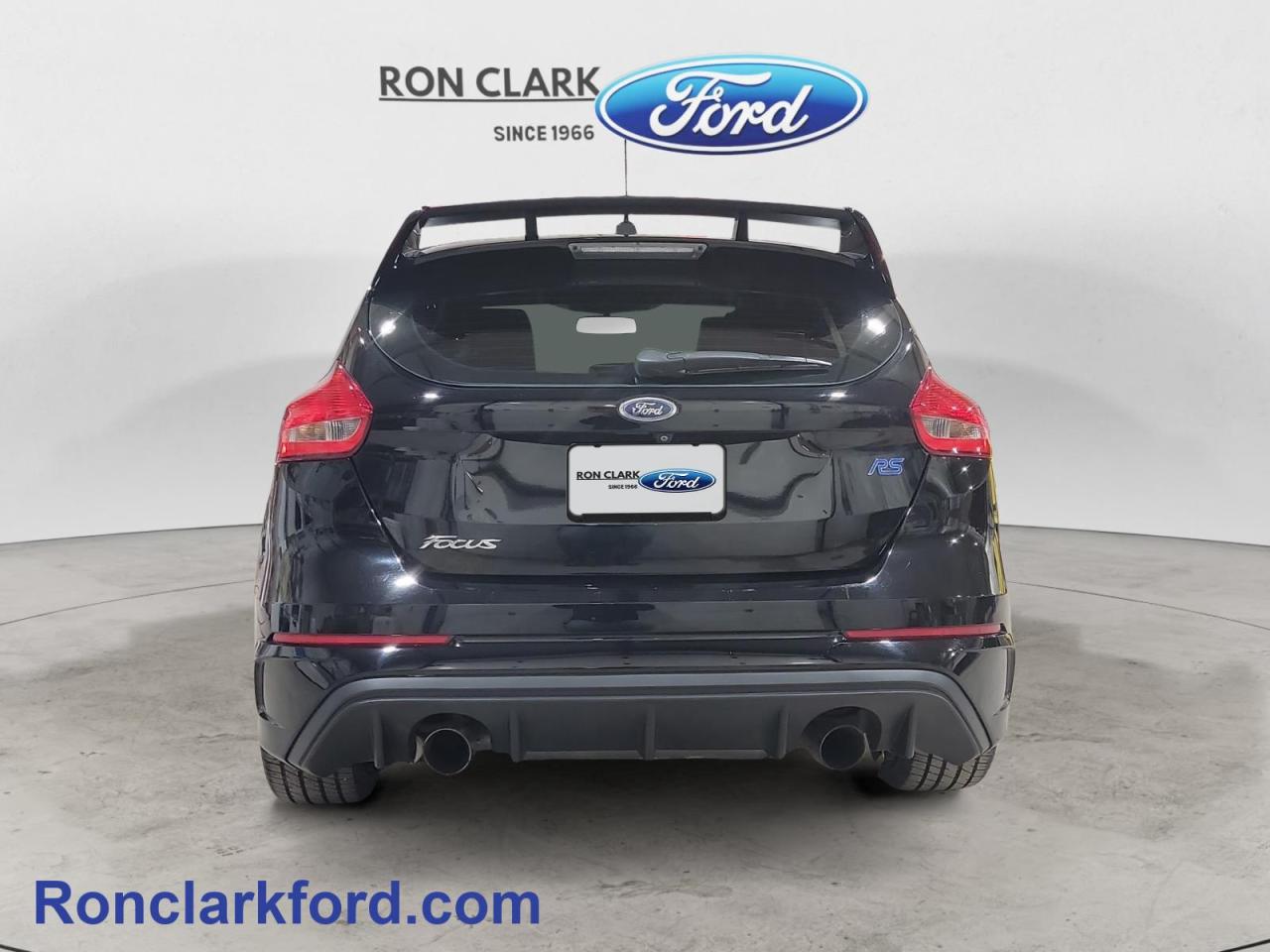 2017 Ford Focus RS Base 4dr Hatchback Photo