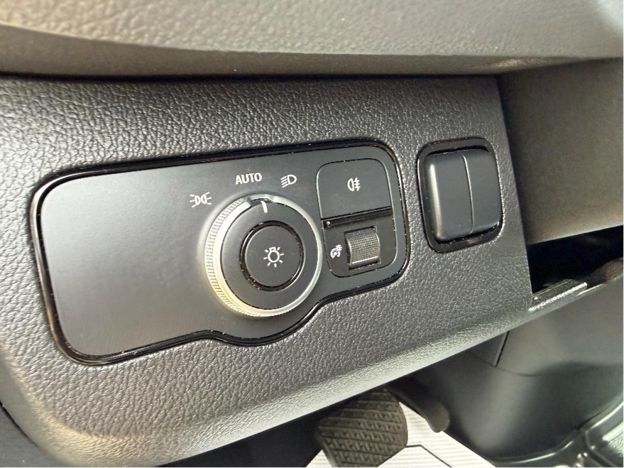 2025 Mercedes-Benz Sprinter Cargo Van 2500 170 LongWheel Base Divider B.Cam DriverAssist Photo