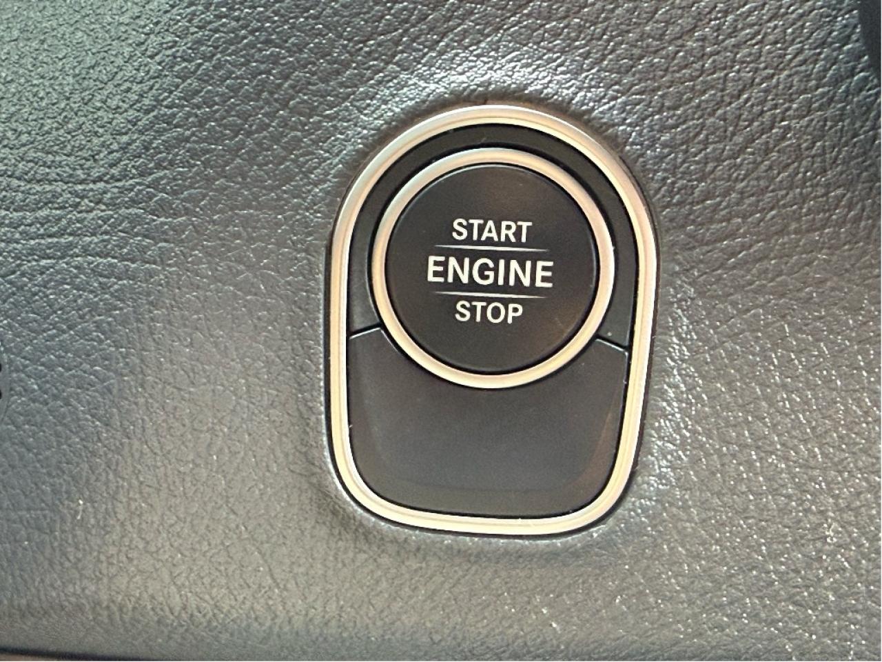 2025 Mercedes-Benz Sprinter Cargo Van 2500 170 LongWheel Base Divider B.Cam DriverAssist Photo