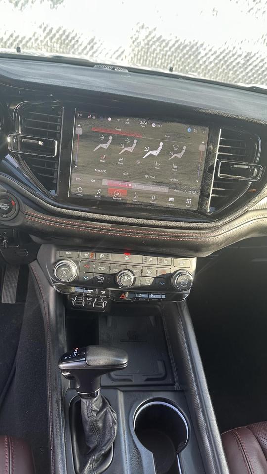 2024 Dodge Durango R/T V8, RED LEATHER, NAVI, BLIND SPOT, BACK UP CAM Photo
