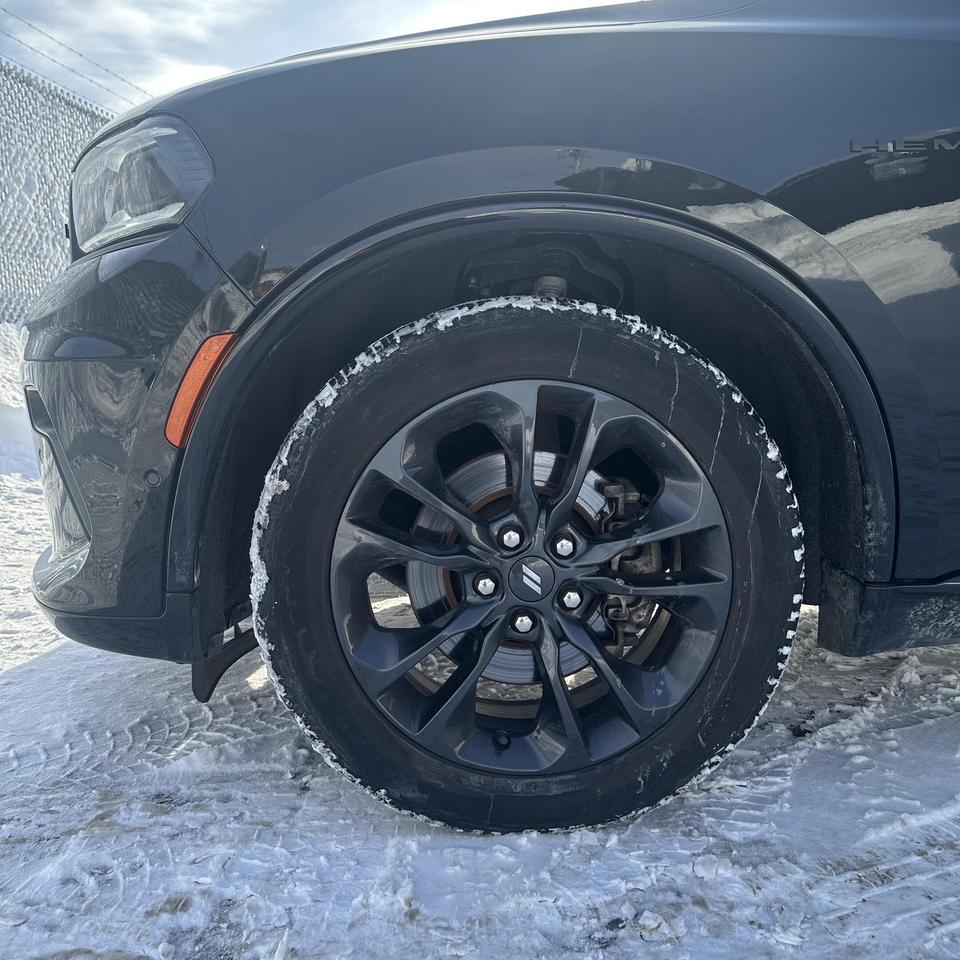 2024 Dodge Durango R/T V8, RED LEATHER, NAVI, BLIND SPOT, BACK UP CAM Photo
