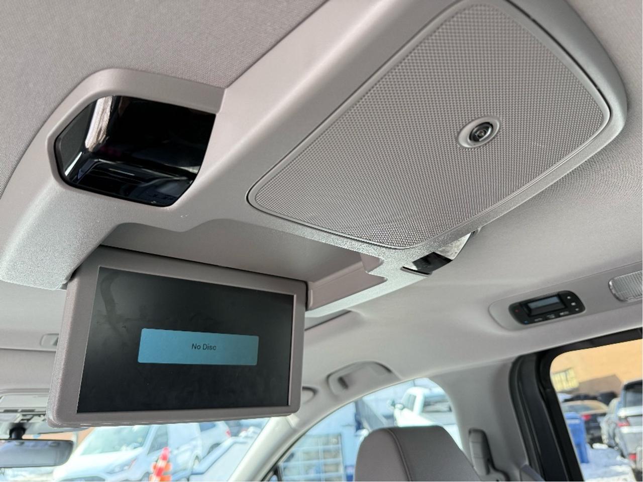 2018 Honda Odyssey Touring 8Seater DVD Player Nav CleanCarfax Loaded Photo