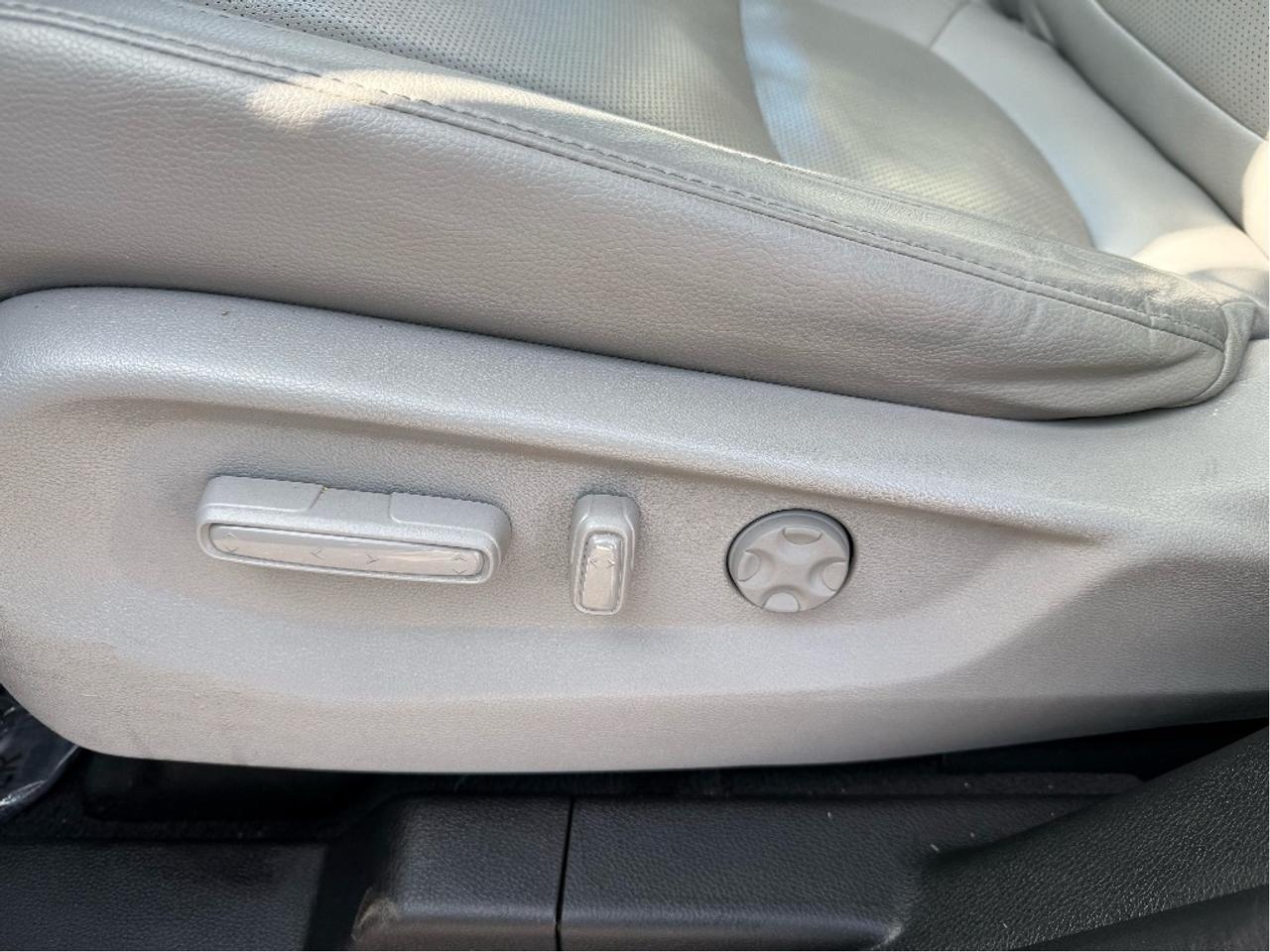 2018 Honda Odyssey Touring 8Seater DVD Player Nav CleanCarfax Loaded Photo