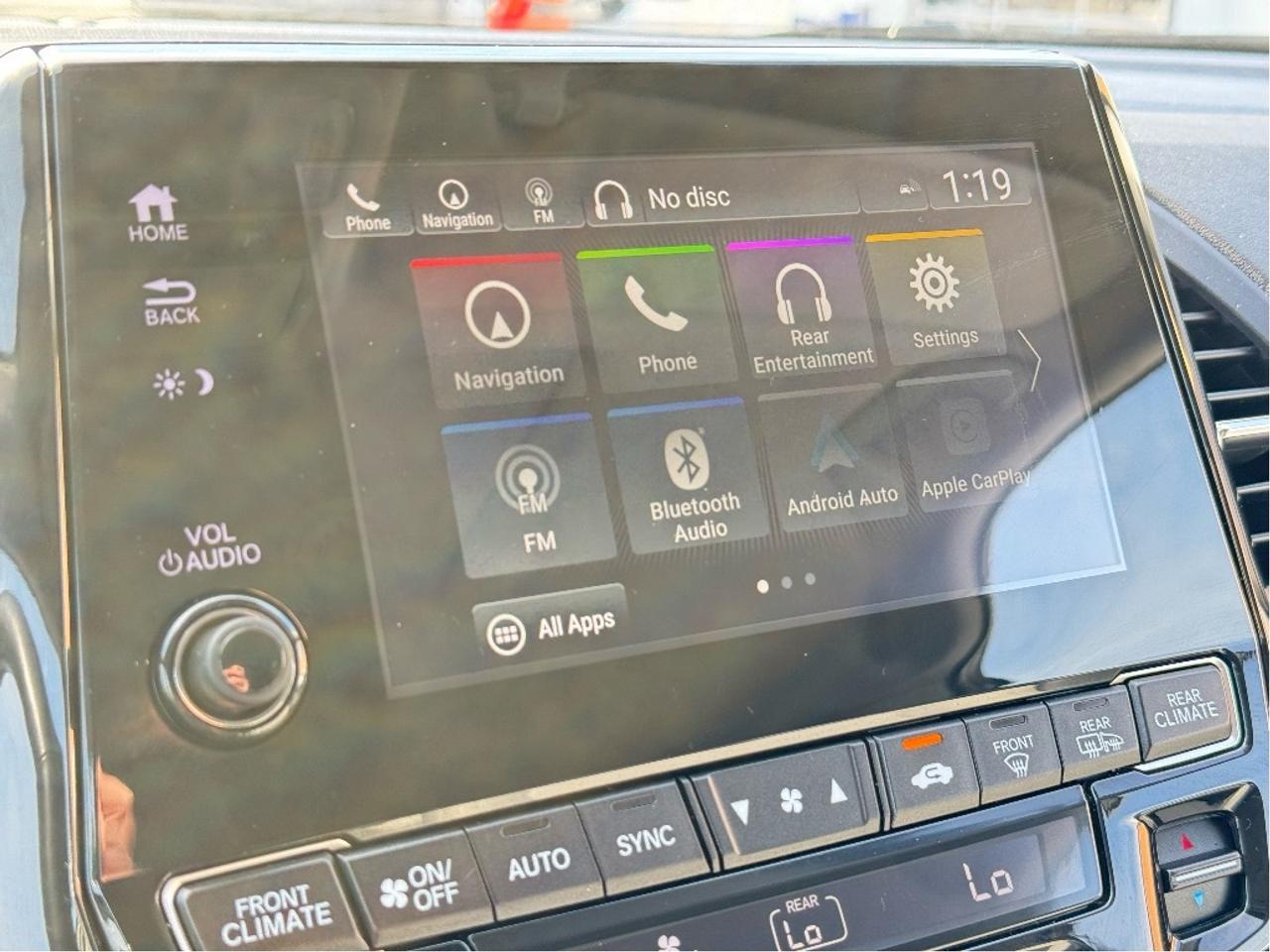 2018 Honda Odyssey Touring 8Seater DVD Player Nav CleanCarfax Loaded Photo