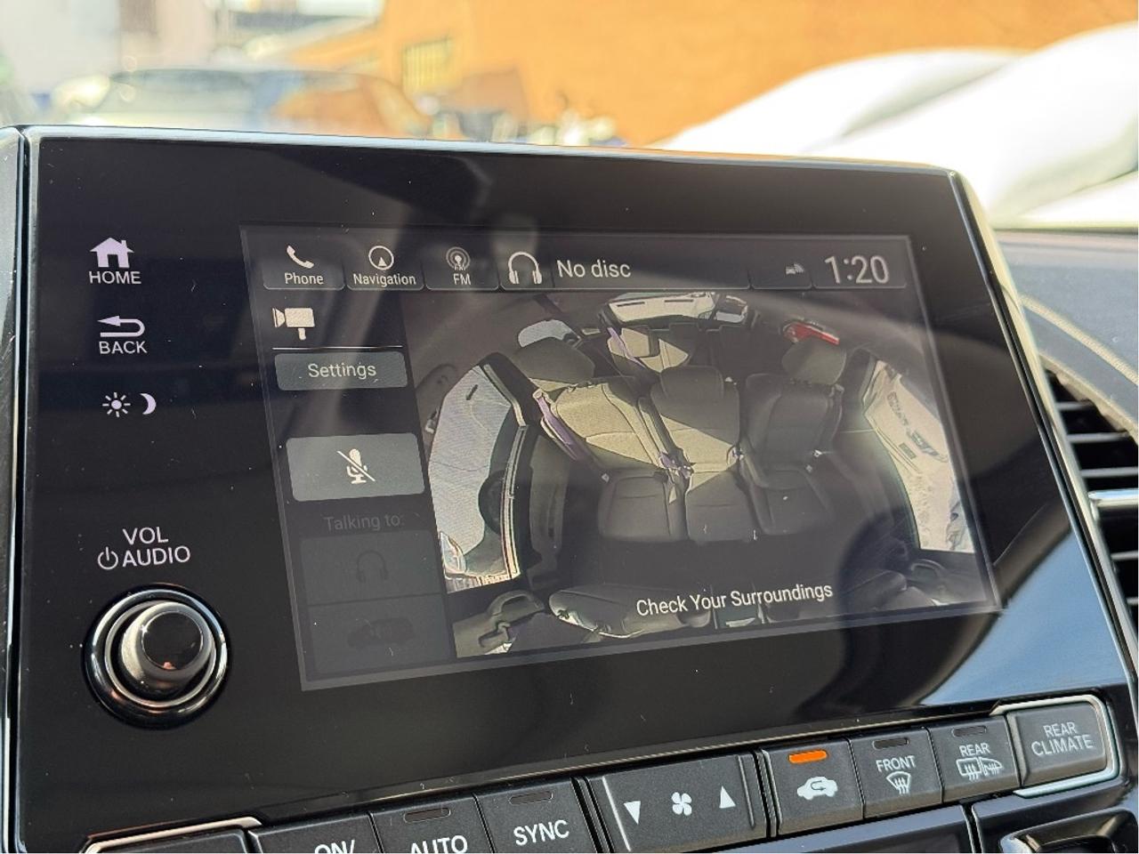 2018 Honda Odyssey Touring 8Seater DVD Player Nav CleanCarfax Loaded Photo