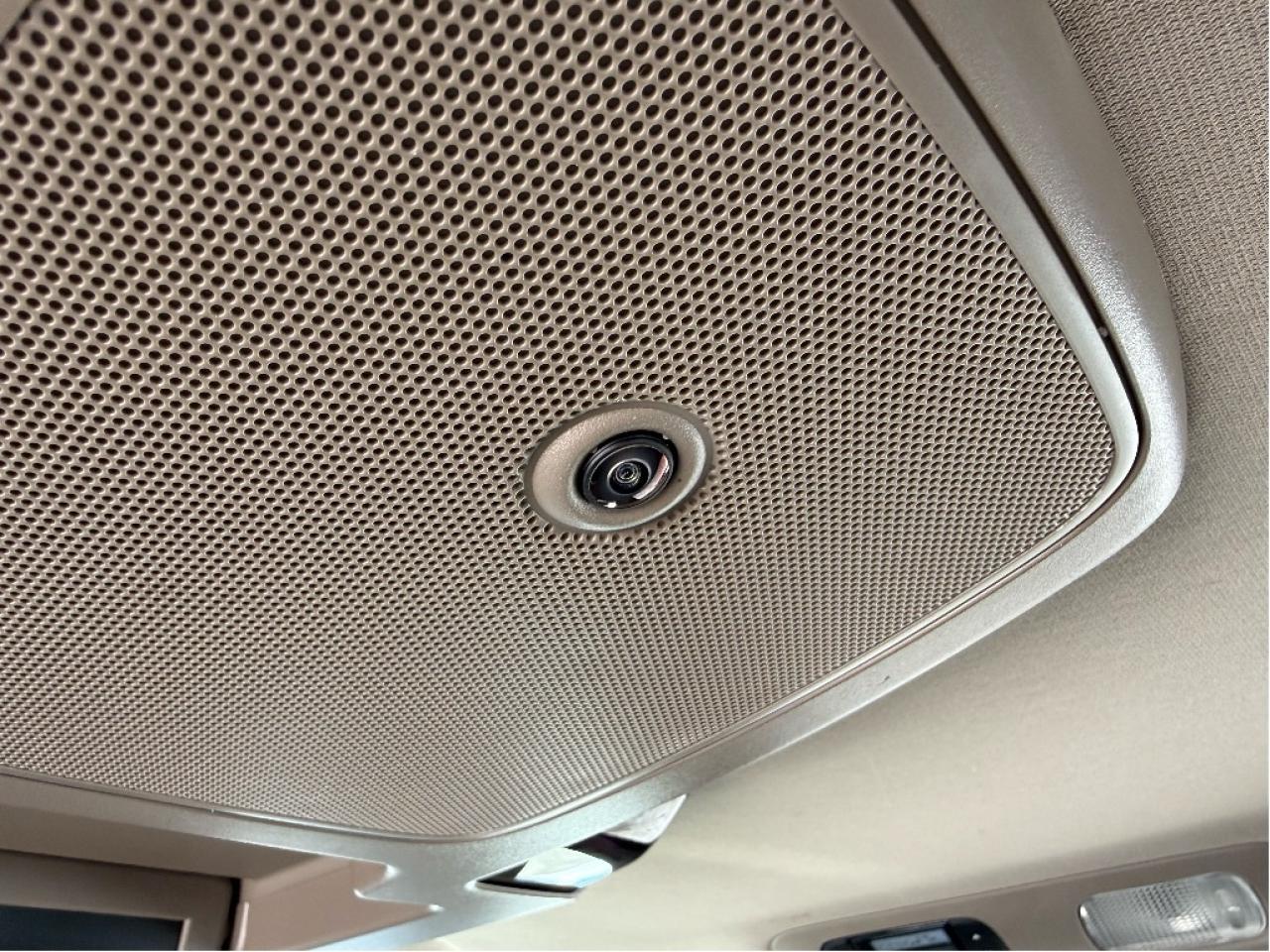 2018 Honda Odyssey Touring 8Seater DVD Player Nav CleanCarfax Loaded Photo