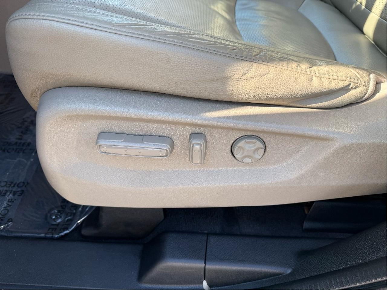 2018 Honda Odyssey Touring 8Seater DVD Player Nav CleanCarfax Loaded Photo