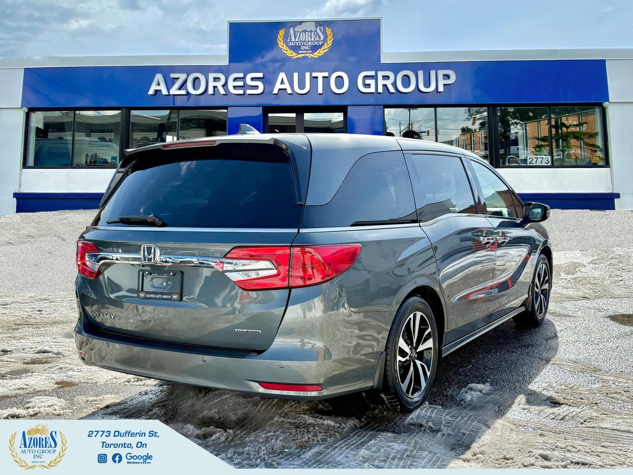 2018 Honda Odyssey Touring 8Seater DVD Player Nav CleanCarfax Loaded Photo3